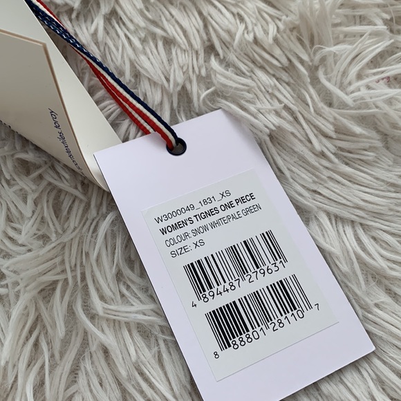 NWT Perfect moment Tignes hooded belted striped ski suit - Picture 6 of 15